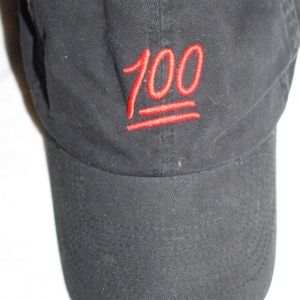 💯 Adjustable Dad Hat